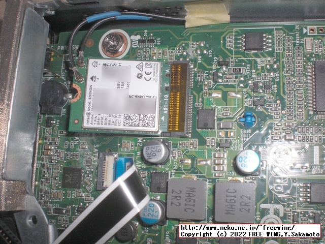 Broadcom BCM943602CSを M75q Tinyに装着した様子