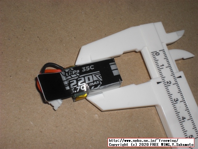 Eachine E013 マイクロ FPV レーシング クワッドコプター ゴーグル付きの写真レビュー