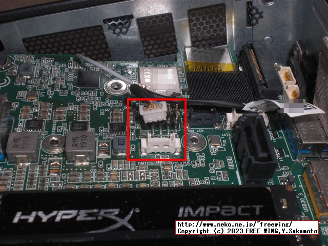 Intel NUC NUC8I5BEHの分解とファンのホコリの掃除の様子