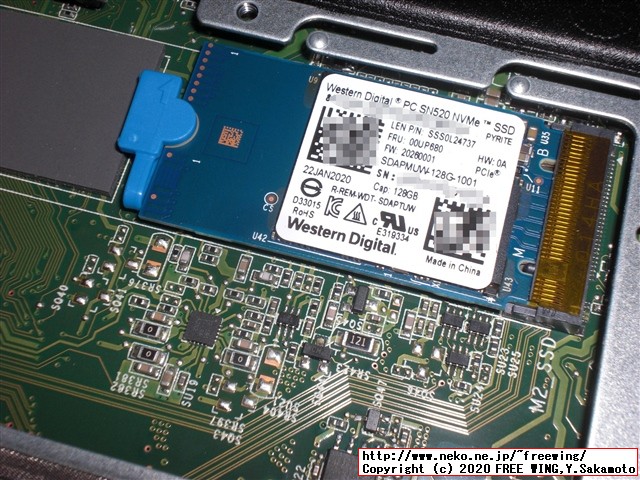 Lenovo ThinkCentre M75q-1 Tiny AMD Ryzen 5 PRO 3400GEの写真レビュー