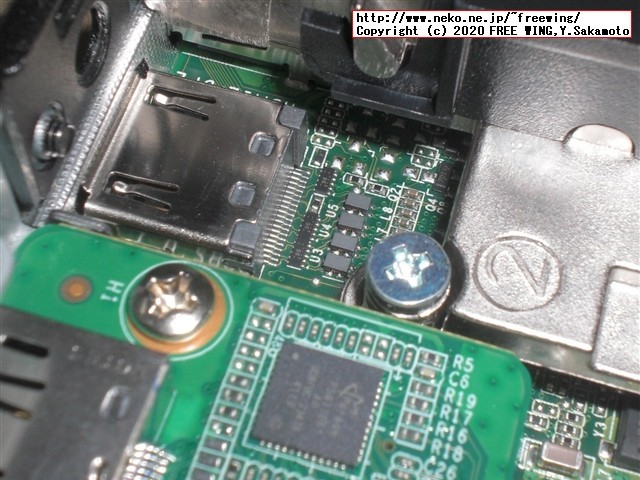 Lenovo ThinkCentre M75q-1 Tiny AMD Ryzen 5 PRO 3400GEの写真レビュー