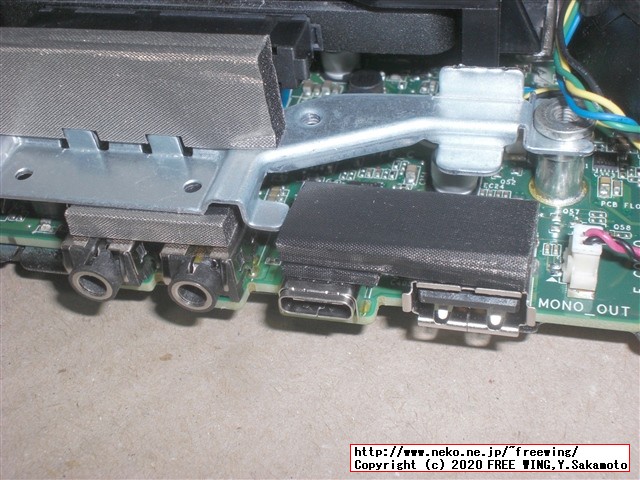 Lenovo ThinkCentre M75q-1 Tiny AMD Ryzen 5 PRO 3400GEの写真レビュー