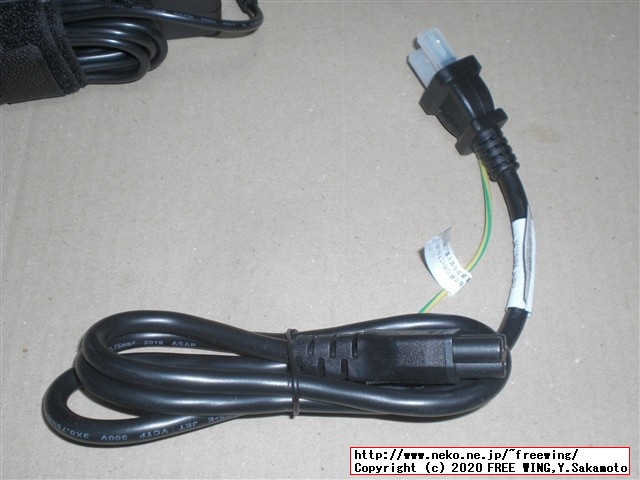 Lenovo ThinkCentre M75q-1 Tiny AMD Ryzen 5 PRO 3400GEの写真レビュー