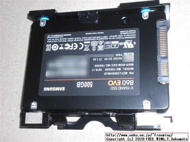 ThinkCentre M75qに 2.5 SSDを追加する手順を写真で解説