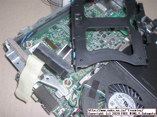 ThinkCentre M75qに 2.5 SSDを追加する手順を写真で解説