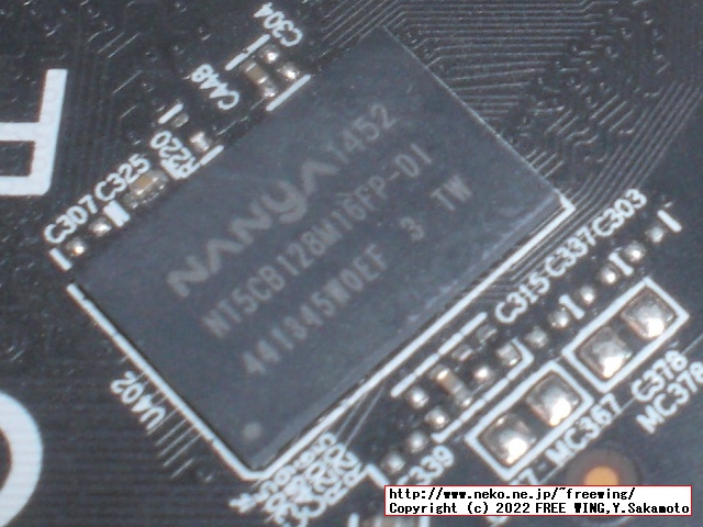 AMD Radeon R7 240 GDDR3 1GBの写真