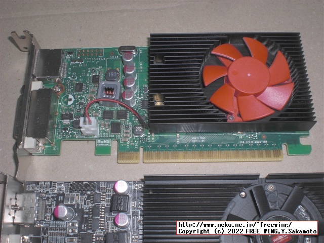 AMD Radeon R7 240 GDDR3 1GBの写真