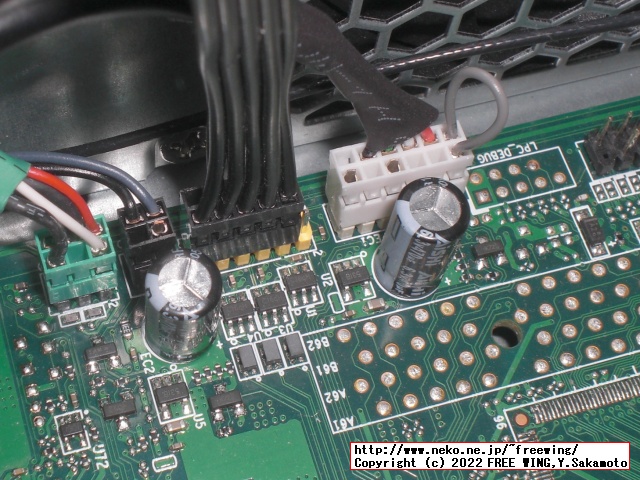 Lenovo ThinkCentre M75s Small Gen2に USBポートを増設する方法