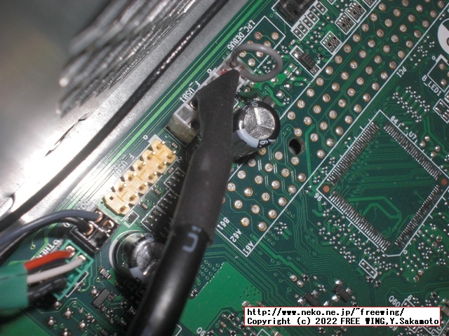 Lenovo ThinkCentre M75s Small Gen2に USBポートを増設する方法