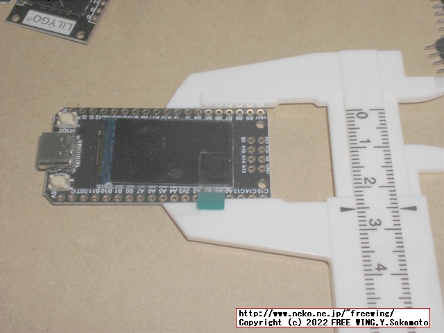 IPS 240x135のカラー液晶付きの小型 COUモジュール LILYGO TTGO T-Displayの写真レビュー