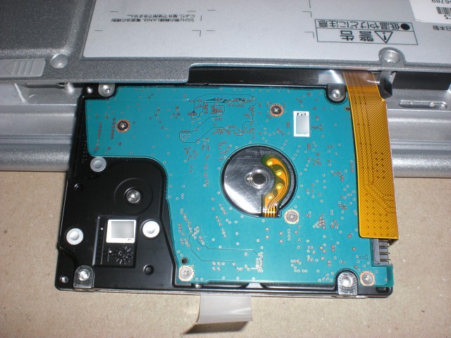 レッツノート CF-NX4の HDDを SSDにアップグレードする手順