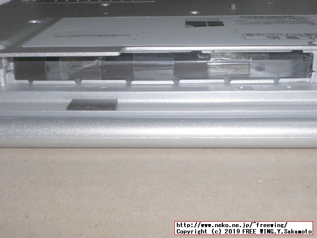 レッツノート CF-NX4の HDDを Samsung SSDにアップグレードする手順の写真解説