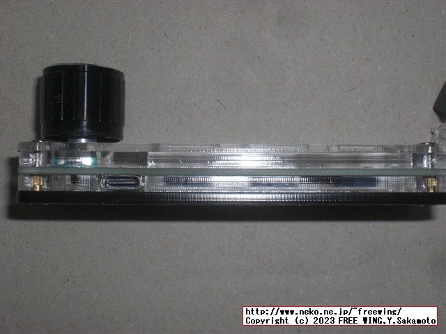 ロータリーエンコーダ付きの中華製の格安なプログラマブル USBキーボード