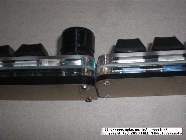 ロータリーエンコーダ付きの中華製の格安なプログラマブル USBキーボード