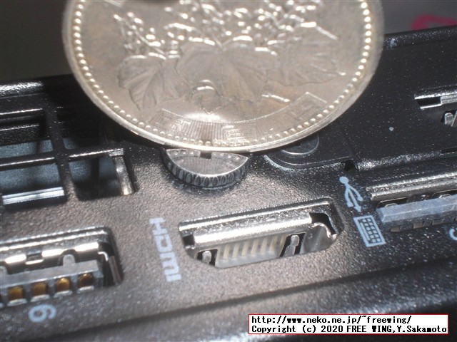 Lenovo ThinkCentre M75q-1 Tiny AMD Ryzen 5 PRO 3400GEの筐体の分解方法を写真で解説