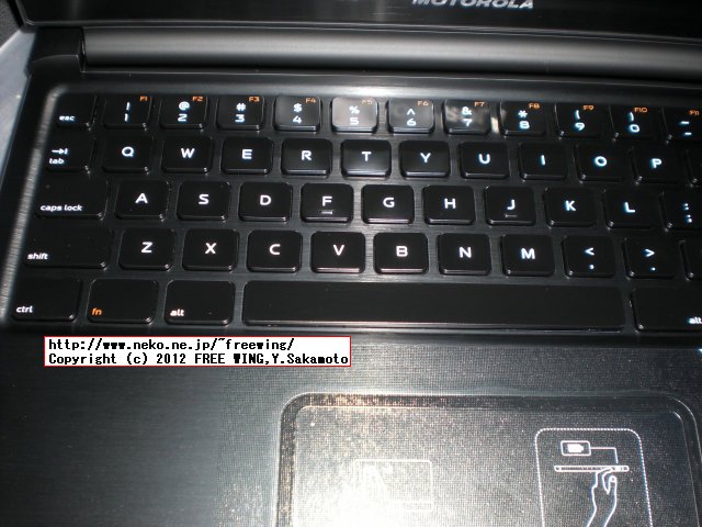 Motorola ATRIX 4G LapDockを au PHOTON 4Gで使う