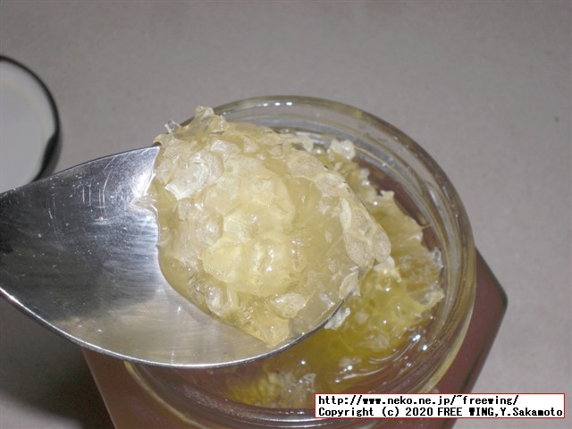 2020年 外国産の巣蜜（コムハ二ー、蜂の巣）をアマゾンの通信販売で買ってみた