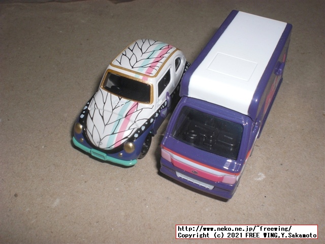 鬼滅の刃トミカ 胡蝶 しのぶ