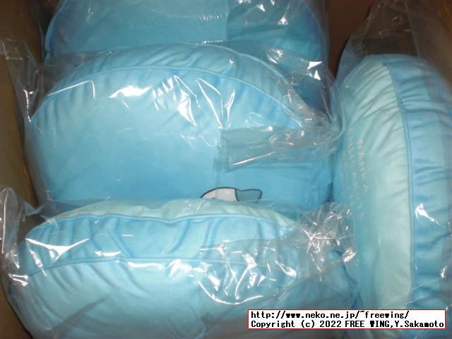 ちいかわのクッションやタオル、靴下 しまむらを買ったのでレビュー