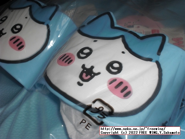 ちいかわのクッションやタオル、靴下 しまむらを買ったのでレビュー