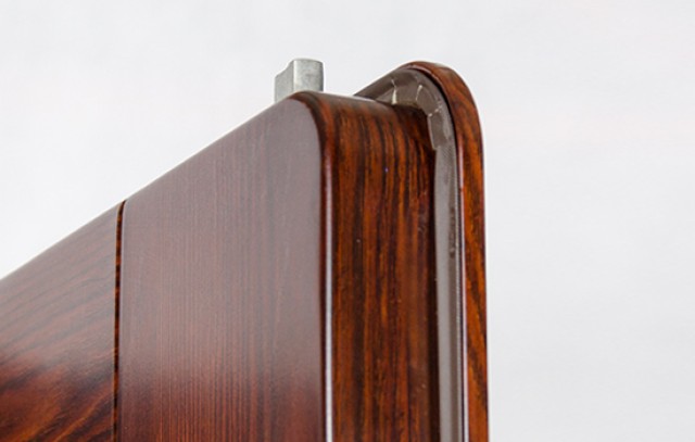 中国で防犯扉として有名な盼盼公司（PanPan）ブランドの扉の写真