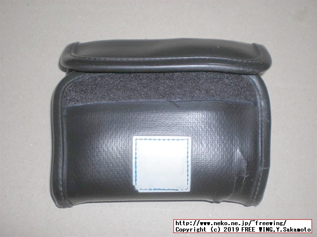 10年使用経過の吉田カバンの財布 LUGGAGE LABEL NEW LINER WALLET 青ラベルの黒、写真レビュー