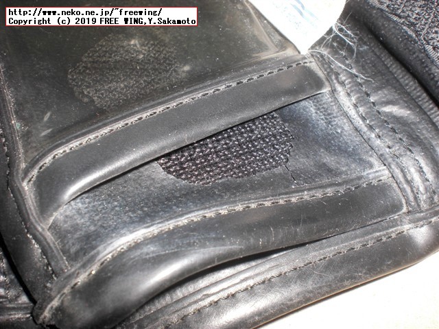10年使用経過の吉田カバンの財布 LUGGAGE LABEL NEW LINER WALLET 青ラベルの黒、写真レビュー