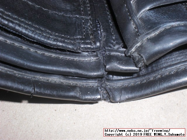 10年使用経過の吉田カバンの財布 LUGGAGE LABEL NEW LINER WALLET 青ラベルの黒、写真レビュー