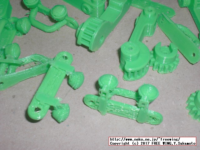 3D Hubsの 3Dプリンタ出力サービスでミニ四駆用のステアリング部品を作ってみた。