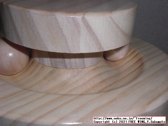 猫おもちゃ Cific 猫 ぐるぐるタワー ボール 回転 玉遊び 大興奮