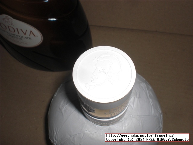 サントリーのチョコレートのお酒、モーツァルト Mozartを買ってみた！写真レビュー