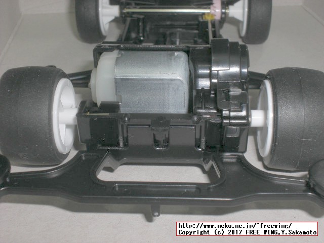 タミヤ フルカウル ミニ四駆シリーズ サイクロンマグナム TRF スーパー TZシャーシ、組み立て方法