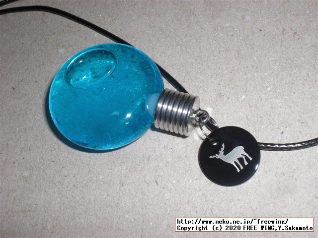 xifoteの独特なガラス製のペンダント、ストームグラス、天気管のアクセサリ