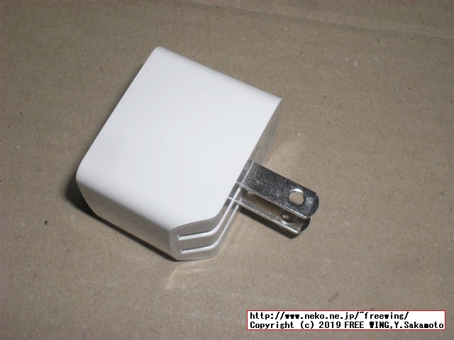 Anker PowerPort mini 12W 2ポート USB急速充電器の写真レビュー