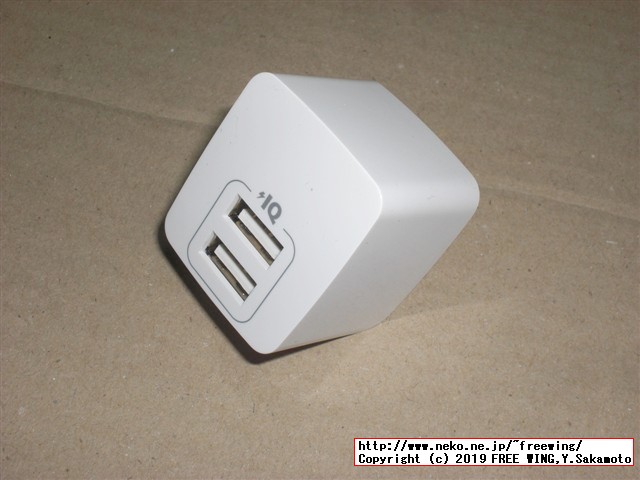 Anker PowerPort mini 12W 2ポート USB急速充電器の写真レビュー