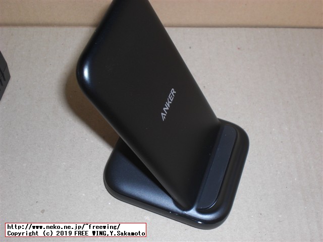 Anker Qi充電スタンド PowerWave 10 Stand with 2 USB-A Ports ワイヤレス充電器 Qi 認証の写真レビュー