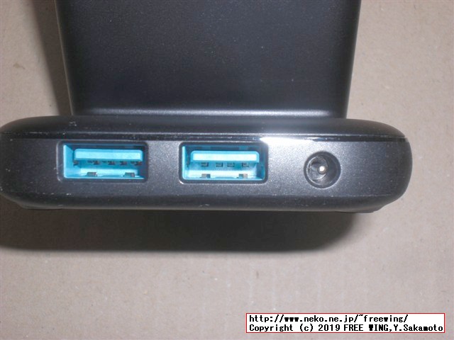 Anker Qi充電スタンド PowerWave 10 Stand with 2 USB-A Ports ワイヤレス充電器 Qi 認証の写真レビュー