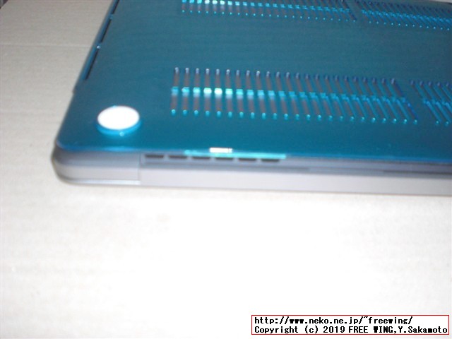 MacBook Pro 2018 13インチ A1989モデル対応のハードケースを購入