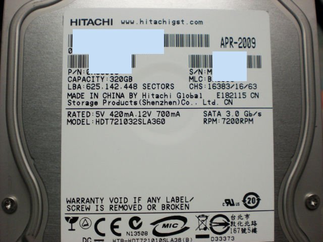 新規購入の HDD(HGST HDT721032SLA360、320GB)