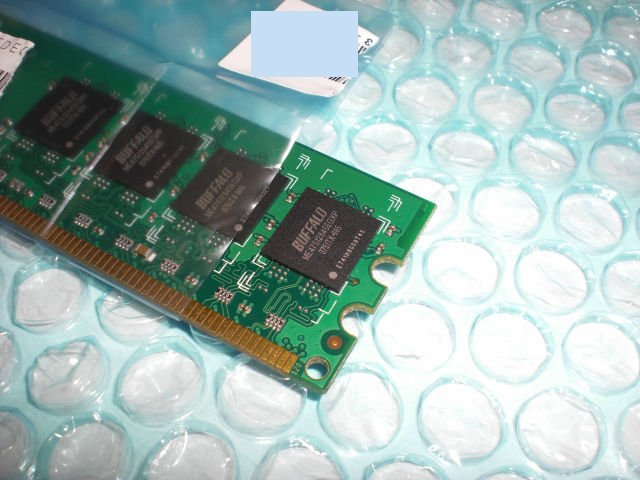 購入した DDR2メモリ(CFD D2U667C-1G/BJ、BUFFALO ME47512845EGXP)