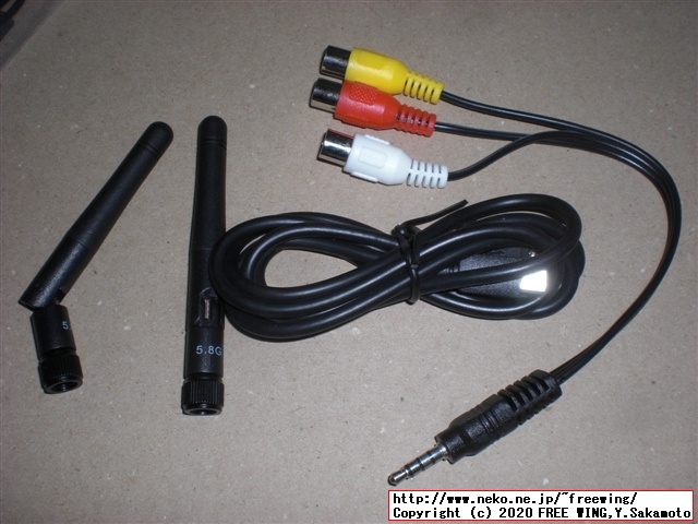 Eachine E013 マイクロ FPV レーシング クワッドコプター ゴーグル付きの写真レビュー