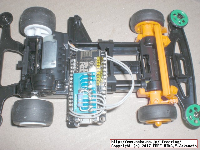 DRV8830基板とモーターを配線します