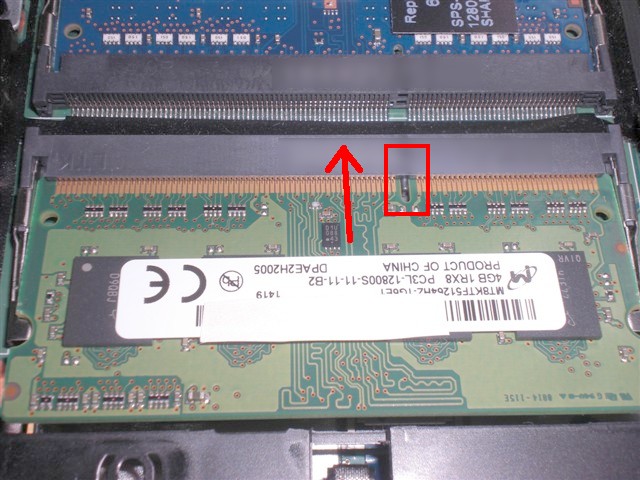 hp Pro Book 430 G3 N6P79AVのメインメモリに 4GBを増設して 8GBにアップグレードする手順の写真解説