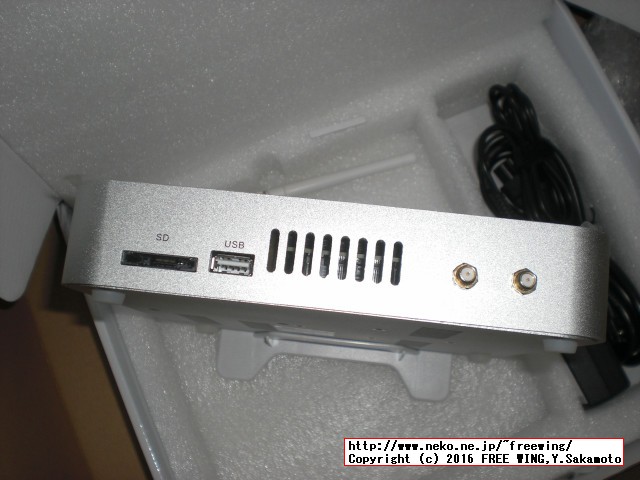 HYSTOU Fanless Mini PC FMP03 Core i3-6100U