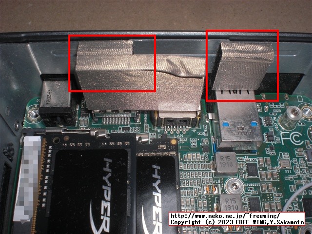 Intel NUC NUC8I5BEHの分解とファンのホコリの掃除の様子