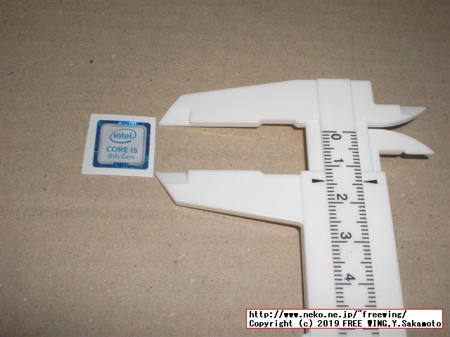 インテル NUC キット NUC8i5BEHの写真レビュー