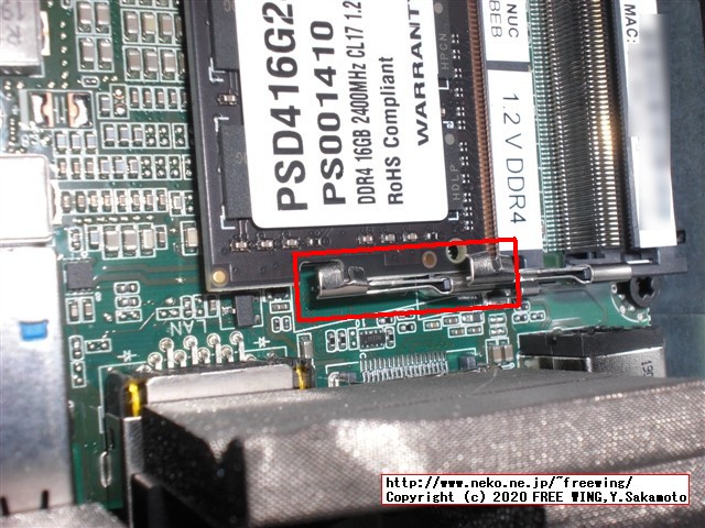 Intel NUC Kit NUC8I5BEH BOXNUC8I5BEHをカスタマイズ、SATA SSD、M.2 SSD、メモリを追加する方法