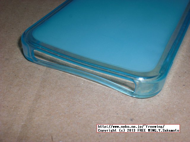 上海問屋で 269円と安めの iPhone5専用 TPUケース（クリア）