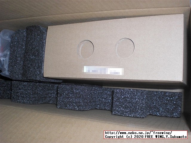 Lenovo ThinkCentre M75q-1 Tiny AMD Ryzen 5 PRO 3400GEの写真レビュー