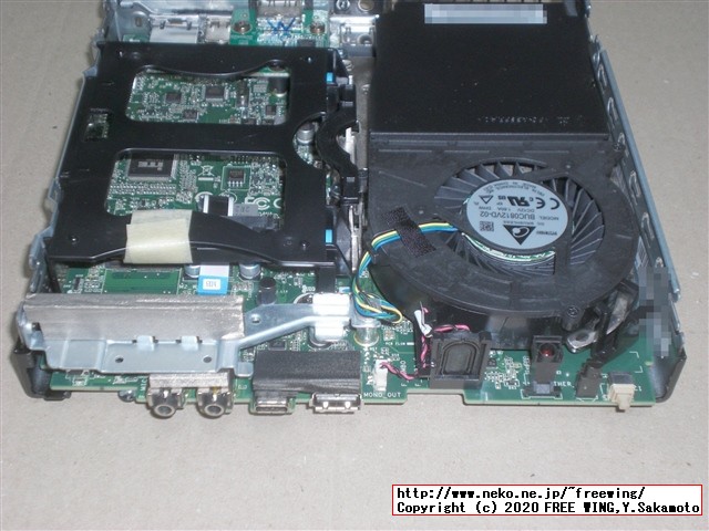 Lenovo ThinkCentre M75q-1 Tiny AMD Ryzen 5 PRO 3400GEの写真レビュー